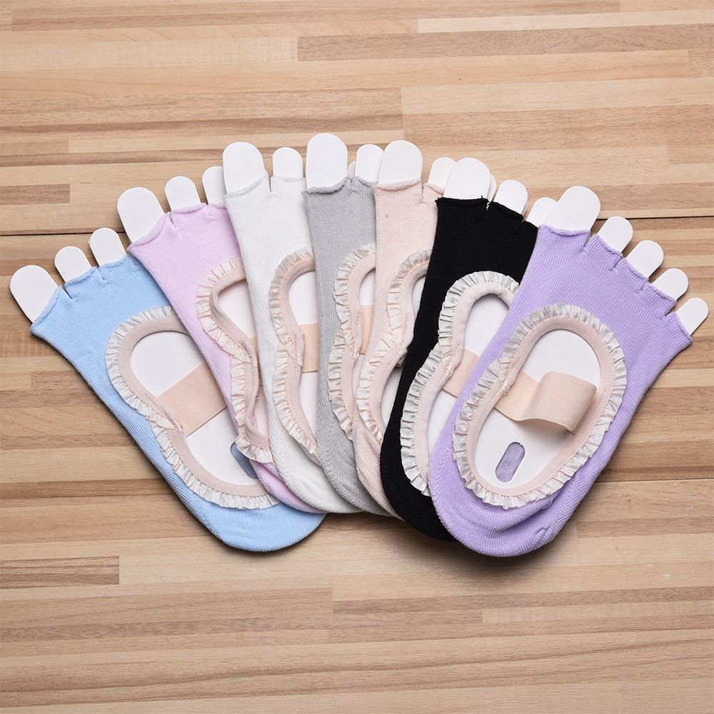 ถุงเท้าโยคะกันลื่นแบบสร้างสรรค - Pilates Yoga Class บทวิจารณ์และราคา