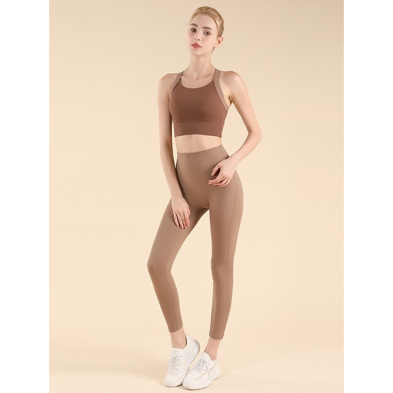 เสื้อกีฬาโยคะแบบเข้ารูปสำหรับว - Pilates Yoga One บทวิจารณ์และราคา